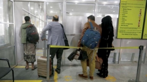 تجسس وتفتيش وجبايات.. لجنة حوثية في مطار صنعاء لمهمات قذرة