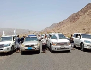 مبادرة مجتمعية تنجح في فتح طريق البيضاء - مأرب بعد سنوات من إغلاق الحوثيين لها