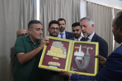 تعز: مؤسسة الشيخ حمود سعيد المخلافي تكرّم سفير الاتحاد الأوروبي تقديرا لجهوده الإنسانية والتنموية