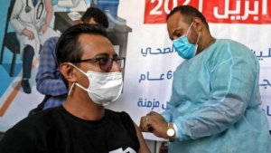 مكتب الصحة بتعز يعلن موعد استئناف حملة اللقاح ضد فيروس كورونا