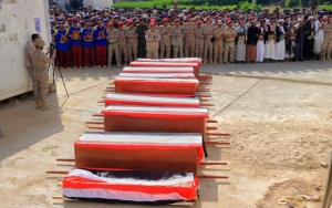 تشييع جثامين 11 جندياً وضابطا من منتسبي الجيش الوطني في مارب