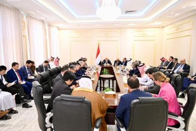 الرئيس العليمي: تحركات المجلس الانتقالي شرقي البلاد تمثل &quot;خرقاً صريحاً&quot; لمرجعيات المرحلة الانتقالية