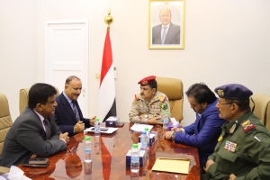 لجنة حكومية تقرّ عددا من الإجراءات لتأمين انسياب السلع ووقود الطاقة بين المحافظات