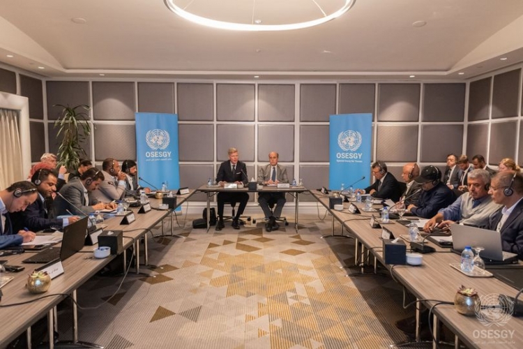 أول تصريح للمبعوث الأممي في اجتماعات الأردن بشأن طرقات تعز