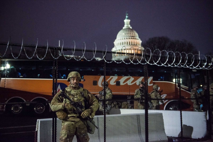 واشنطن تتحول إلى ثكنة عسكرية تحسباً لمظاهرات مسلحة