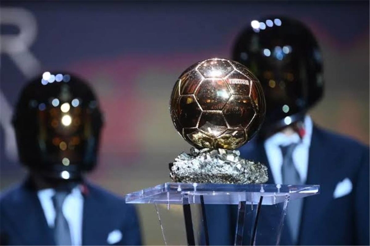 تعرف على أسماء المرشحين لنيل جائزة الكرة الذهبية لأفضل لاعب في العالم