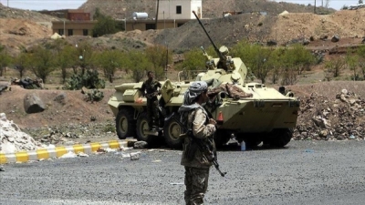 الجيش اليمني بمحور تعز يعلن إحباط محاولتي تسلل للحوثيين