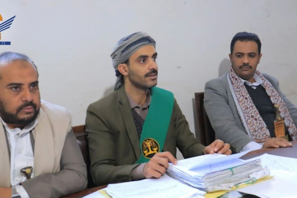 المحكمة الجزائية المتخصصة التابعة للمليشيا في صنعاء تبدأ اليوم محاكمة 12 معتقلا بتهم "التخابر"