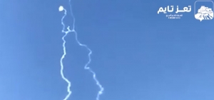 السعودية تعترض صاروخ في سماء الرياض أطلقه الحوثيون