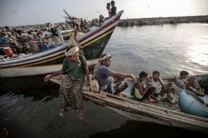 اريتريا تطلق سراح 25 صياداً يمنياً وتصادر القوارب ومعدات الصيد