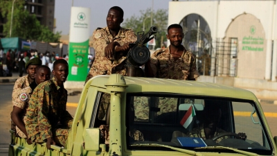 انقلاب السودان.. رئيس الحكومة في مكان مجهول وإليك التسلسل الزمني للأحداث