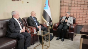 الانتقالي يستضيف وفد صحفي إسرائيلي في عدن تحت لافتة منتدى الشرق الأوسط