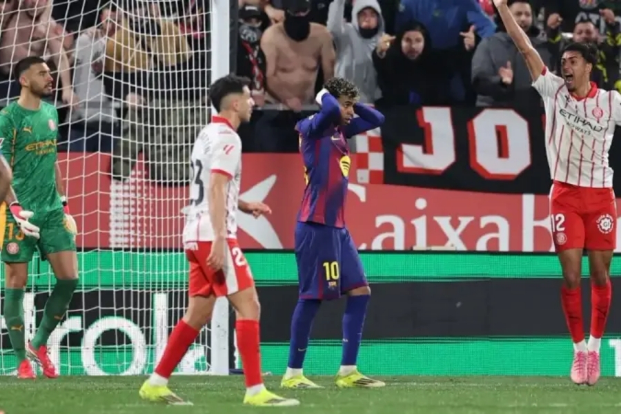 برشلونة يتعثر محليا ويهدي صدارة الدوري للغريم الأزلي ريال مدريد