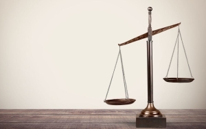 بقاء المتورطين في انتهاكات السجون السرية بمواقع النفوذ يهدد كشف الحقيقة