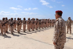 وزارة الدفاع اليمنية: لن يكون هناك معركة تحرير قبل كسر منظومة الفساد والنهب في مؤسسات الدولة الشرعية