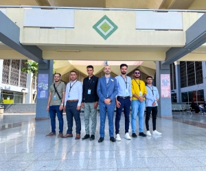 الطلاب الفائزون بمنح شركة المقبلي للطاقة يغادرون عدن إلى جمهورية الصين الشعبية