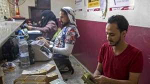 اضطراب أسواق اليمن وسط سحب متواصل للعملات الأجنبية