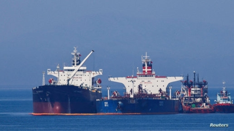 انخفاض عدد سفن الحاويات عند مصب البحر الأحمر بنسبة 90 %