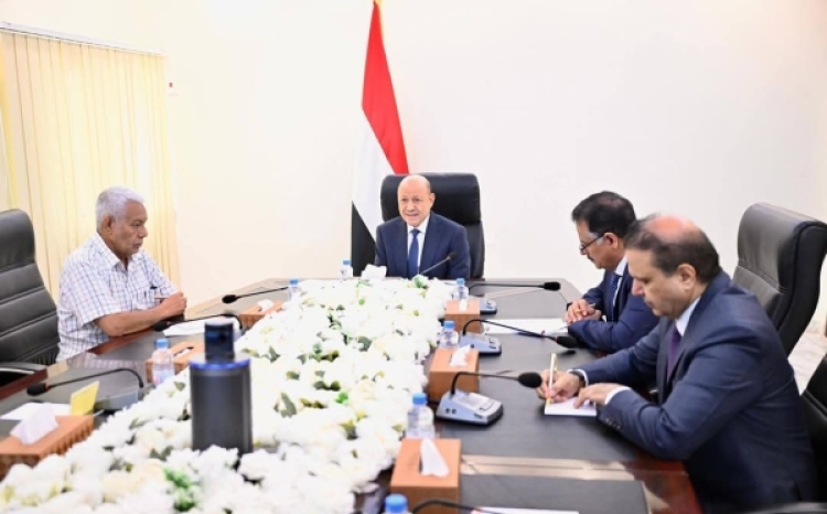 الرئيس العليمي: الملف الاقتصادي والخدمي في صدارة أولويات المجلس والحكومة