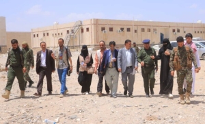 رابطة أمهات المختطفين وفريق حقوقي يزورون سجون مأرب لمناصرة قضايا المحتجزين