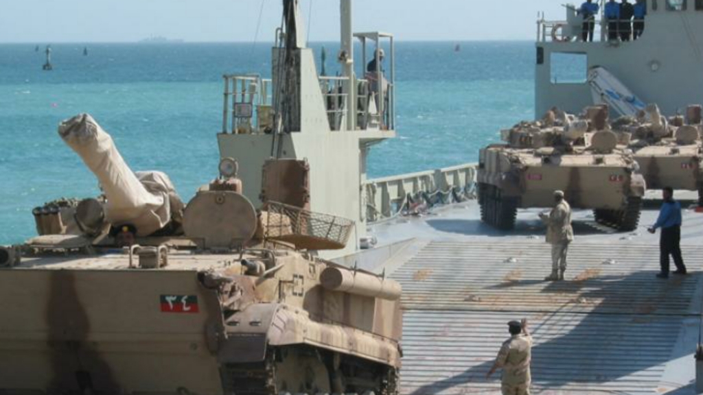 السعودية والإمارات تنشران قوات جديدة في المياه الإقليمية اليمنية