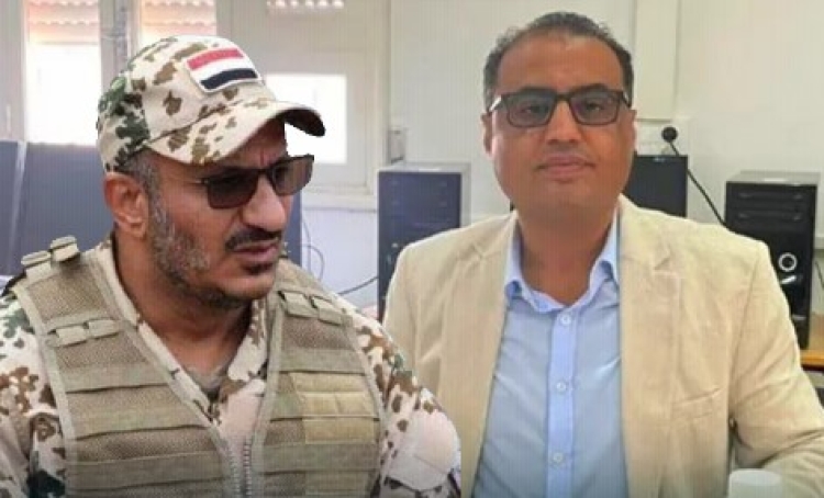 عبد العزيز المجيدي: طارق صالح يطالب بالدستور وهو أول من يدهسه