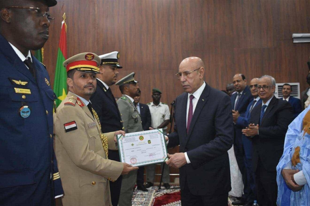 ضباط يمنيون يحققون تفوقاً لافتاً في كلية القيادة والأركان موريتانيا