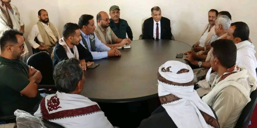 اجتماع رسمي يناقش استئناف أنشطة منظمة إدرا العالمية في مديرية الوازعية بتعز