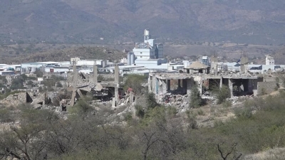 الحوثيون يفجرون المنزل الـ15 خلال أسبوع في مدرات بتعز