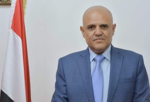 محافظ تعز يوجه بإخلاء منازل المواطنين من سيطرة عسكريين وأمنيين