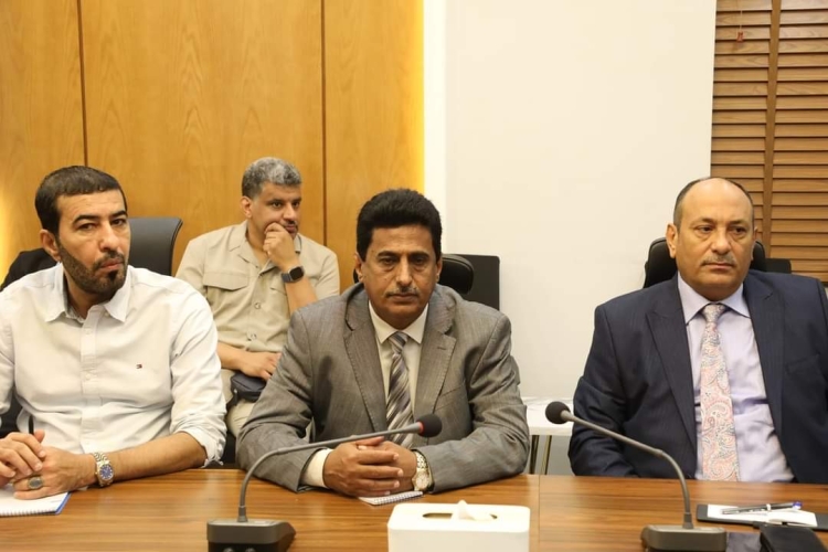 من هو "محمد سالم باهبري" الذي عُين بقرار جمهوري أمينًا عامًا لمجلس الوزراء؟