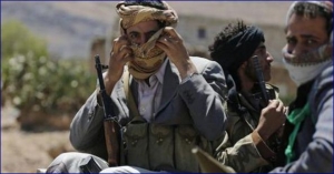 الحوثيون يختطفون 3 مهندسين في خزان صافر ويعينون موالين لهم