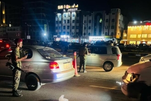 أمن عدن يعثر على طفلة مفقودة ويعيدها إلى أسرتها سالمـة بعد ساعات من اندلاع احتجاجات غاضبة