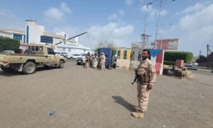 اجتماع أول مرتقب للحكومة في عدن والانتقالي يحذّر ويرفض وجود وزراء شماليين