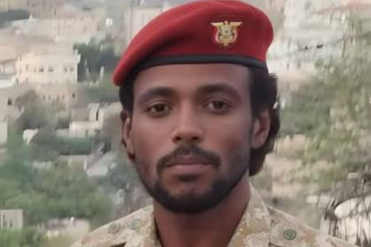 مقتل جندي من قوات الجيش الحكومي خلال مواجهات مع المليشيا شرق محافظة تعز