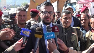 وكيل محافظة تعز يدعو طارق صالح لتحريك جبهة الساحل الغربي