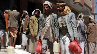 جماعة الحوثي تقتحم شركة تحصر مستحقي المساعدات الإنسانية