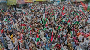تظاهرات شعبية في عدة مدن يمنية تضامنًا مع غزة وتنديدًا بجرائم الاحتلال