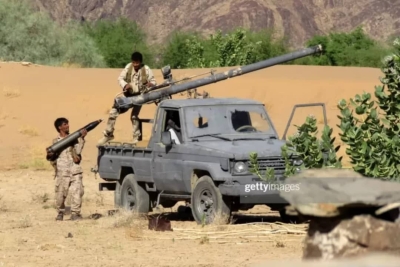 مقتل ثلاثة من جنود الجيش واثنين من الإعلاميين بقصف مسير للحوثيين في مأرب