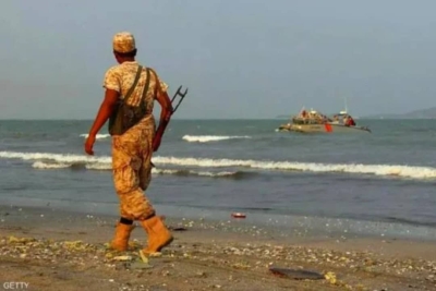 قوات خفر السواحل تنقذ 7 أشخاص من الغرق في سواحل حضرموت