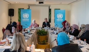 المبعوث الأممي يتشاور مع نساء يمنيات حول عملية السلام