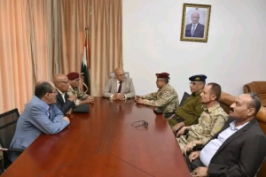 اللجنة الأمنية بـ تعز تناقش مستجدات الأوضاع العسكرية والأمنية بالمحافظة