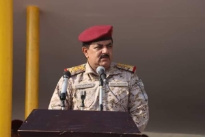 وزير الدفاع اليمني: الجيش في محور تعز مسنودا بالمقاومة  قادر على تحرير المحافظة