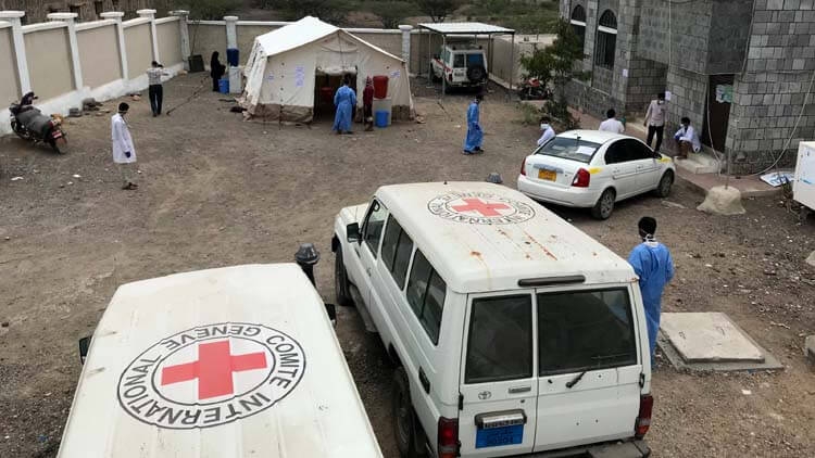 لجنة الصليب الأحمر توضح الأنشطة والمشاريع التي تنفذها في تعز