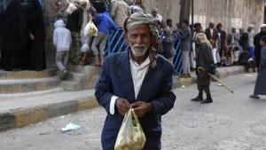 هكذا تسبب تدهور الريال اليمني بتوسع رقعة الجوع في اليمن