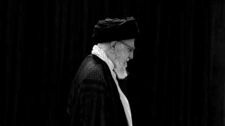 الرئيس الأمريكي "ترمب" يعلن مقتل المرشد الإيراني علي خامنئي