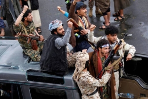 المليشيا تدعو إلى البحث عن حلول عاجلة للحرب في اليمن خوفًا على مشروعها من الانهيار