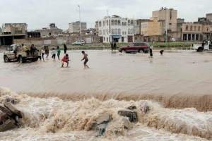 الأرصاد يتوقع هطول أمطار رعدية متفاوتة على عدة محافظات ويحذر من التواجد بمجاري السيول