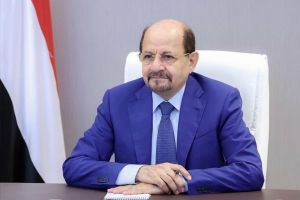 رئيس الحكومة: إنشاء هيئة مستشفى خليفة وتعيين مدير لمركز القلب في تعز يعززان القطاع الصحي