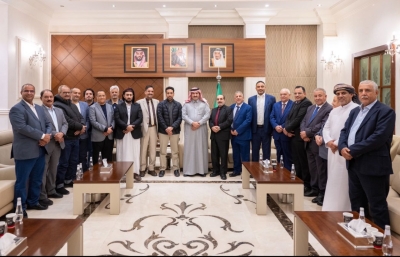 مركز المخا للدراسات: حل "الانتقالي" يمهد لإعادة صياغة المشهد اليمني وسط ثلاثة سيناريوهات مستقبلية